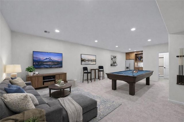 21025 W 225th Terrace, Spring Hill, KS 66083