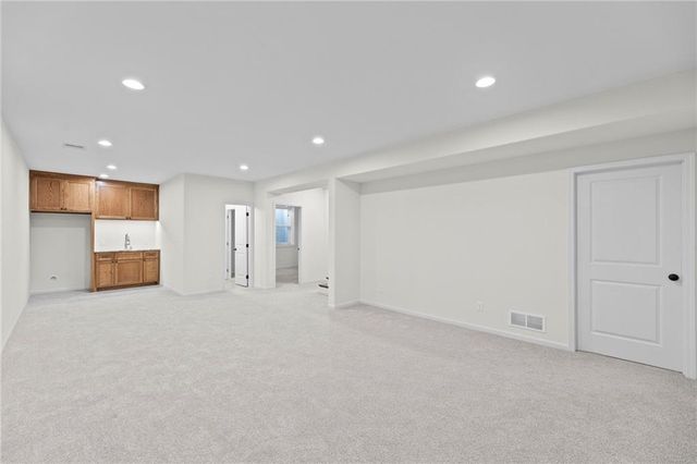 21025 W 225th Terrace, Spring Hill, KS 66083