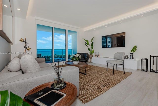 2301 Collins Avenue 739, Miami Beach, FL 33139