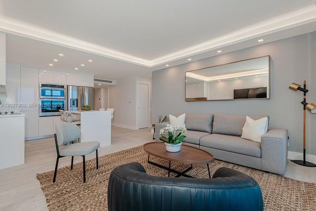 2301 Collins Avenue 739, Miami Beach, FL 33139