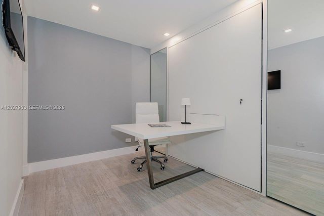 2301 Collins Avenue 739, Miami Beach, FL 33139