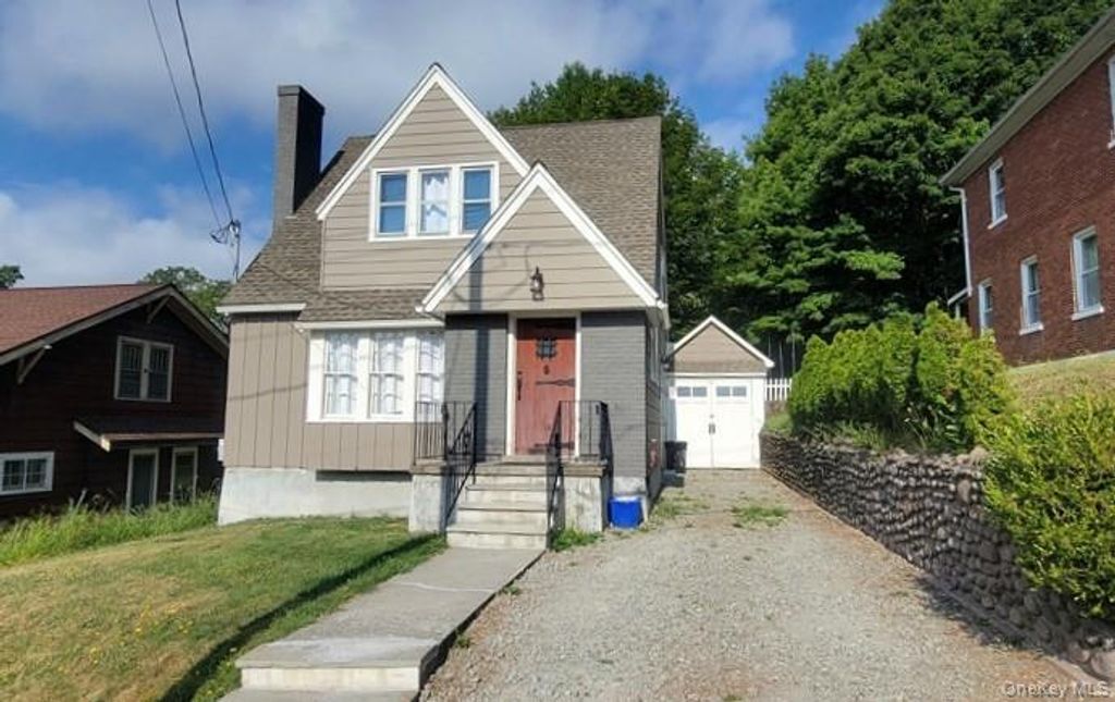 16 Grant Street, Liberty, NY 12754