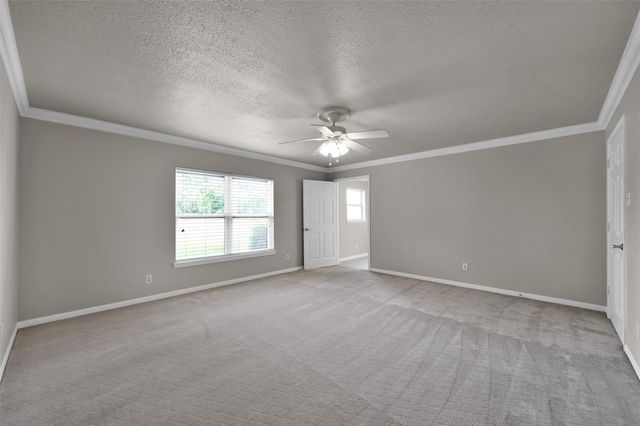 100 Harbour Town Drive, Montgomery, TX 77356