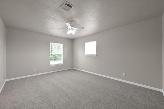 100 Harbour Town Drive, Montgomery, TX 77356
