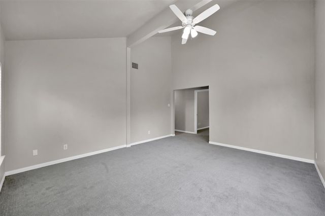 100 Harbour Town Drive, Montgomery, TX 77356