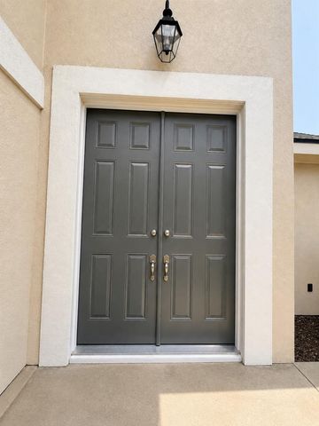 100 Harbour Town Drive, Montgomery, TX 77356