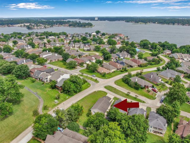 100 Harbour Town Drive, Montgomery, TX 77356