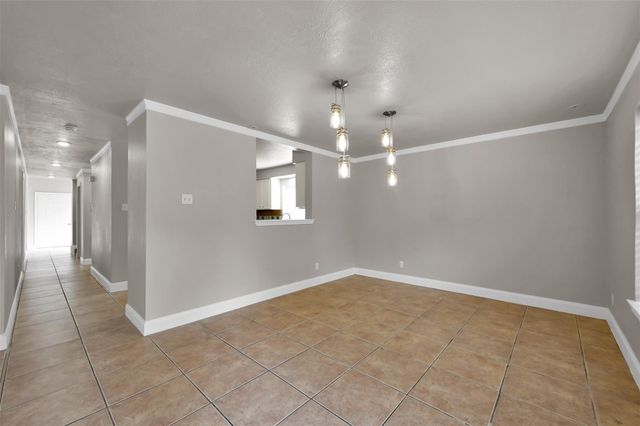 100 Harbour Town Drive, Montgomery, TX 77356