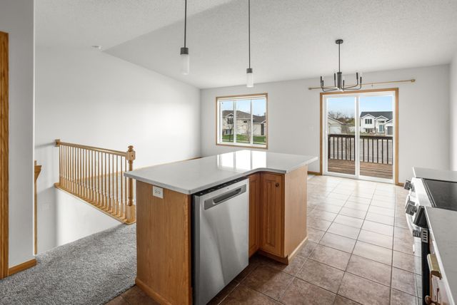 1113 39th Avenue S, Moorhead, MN 56560