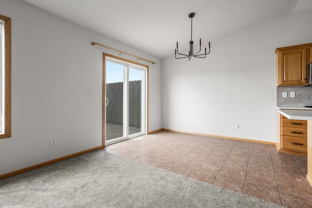1113 39th Avenue S, Moorhead, MN 56560