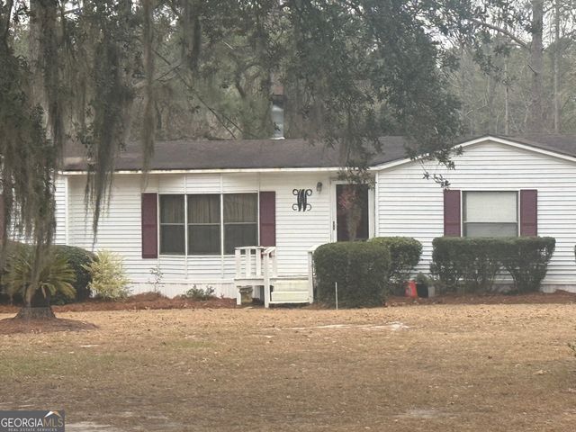 82 Partridge Run, Jesup, GA 31545