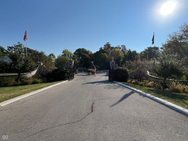 4944 Windridge Drive, Indianapolis, IN 46226