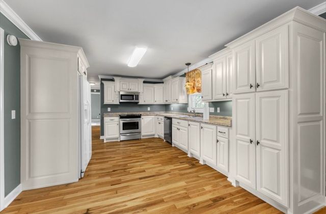 300 DeKalb St, Mcminnville, TN 37110
