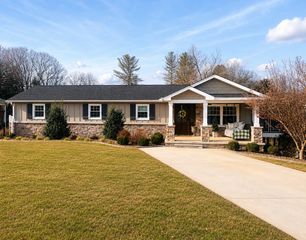 300 DeKalb St, Mcminnville, TN 37110
