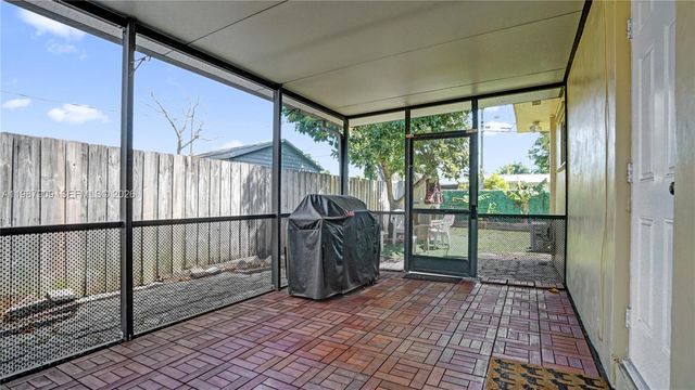 1007 N 31st Rd, Hollywood, FL 33021