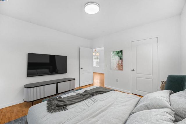 1502 56Th Ave, Oakland, CA 94621