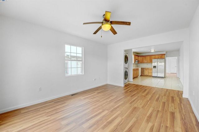 1502 56Th Ave, Oakland, CA 94621