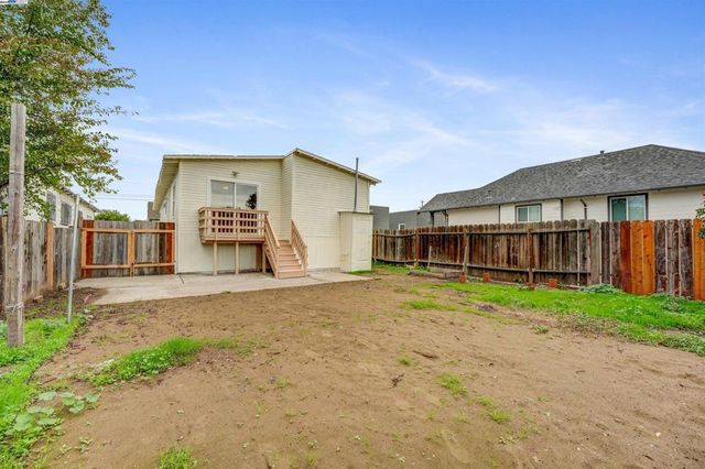 1502 56Th Ave, Oakland, CA 94621