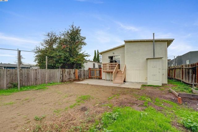 1502 56Th Ave, Oakland, CA 94621