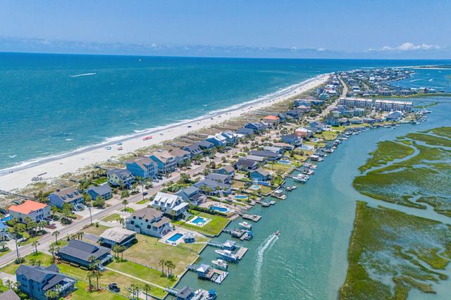 710 Pickering Dr Unit A, Murrells Inlet, SC 29576