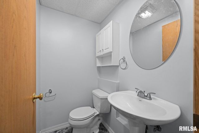 4017 W 13TH Street, Davenport, IA 52804