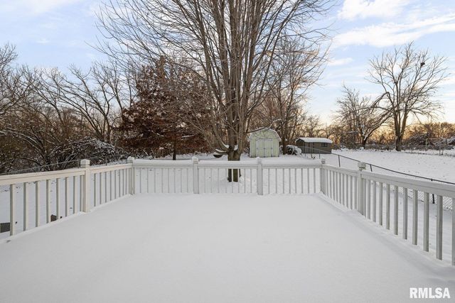 4017 W 13TH Street, Davenport, IA 52804