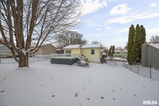 4017 W 13TH Street, Davenport, IA 52804