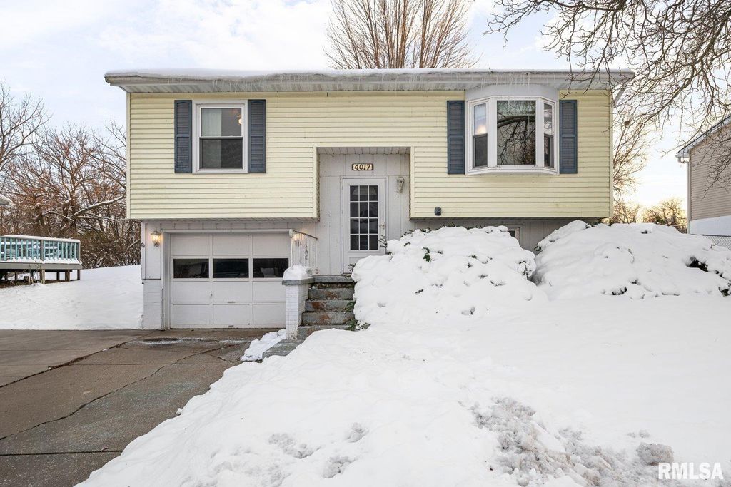 4017 W 13TH Street, Davenport, IA 52804