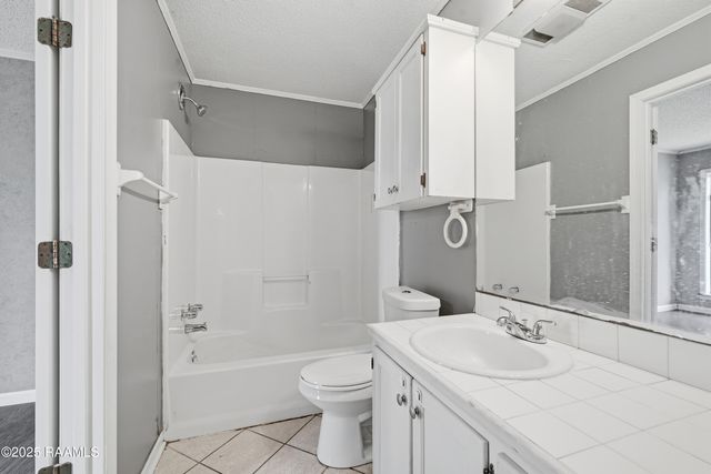 122 Ocho Rios Lane, Scott, LA 70583