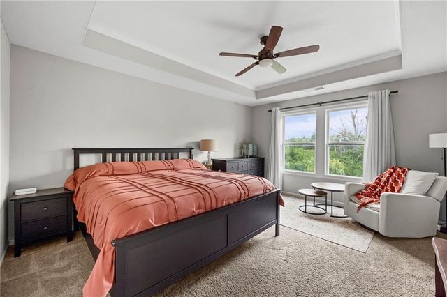 12621 CHARLOTTE Street, Kansas City, MO 64146