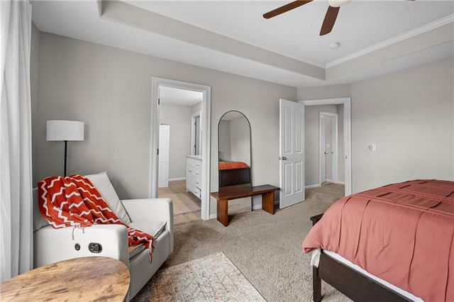 12621 CHARLOTTE Street, Kansas City, MO 64146