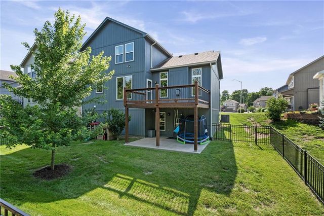12621 CHARLOTTE Street, Kansas City, MO 64146