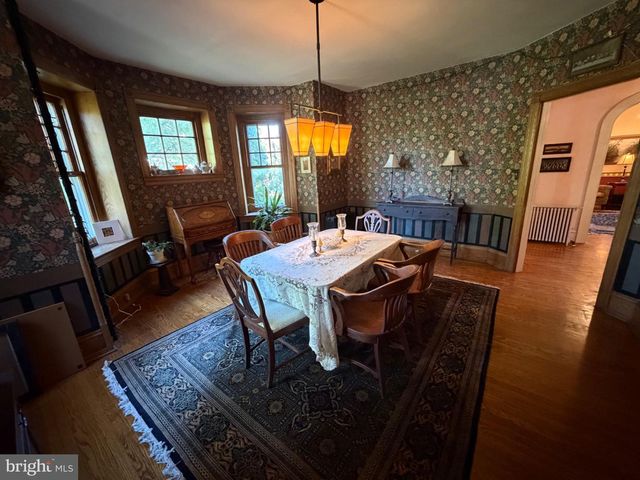 223 SUMMIT AVE, Jenkintown, PA 19046