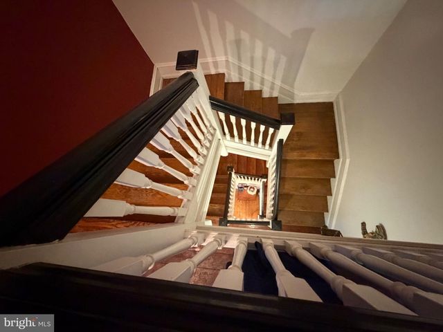 223 SUMMIT AVE, Jenkintown, PA 19046
