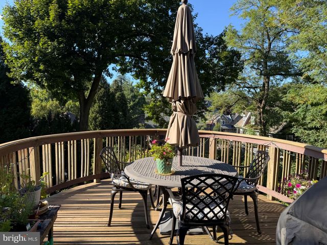 223 SUMMIT AVE, Jenkintown, PA 19046