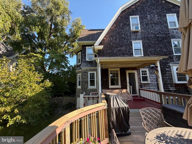 223 SUMMIT AVE, Jenkintown, PA 19046