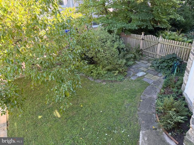 223 SUMMIT AVE, Jenkintown, PA 19046
