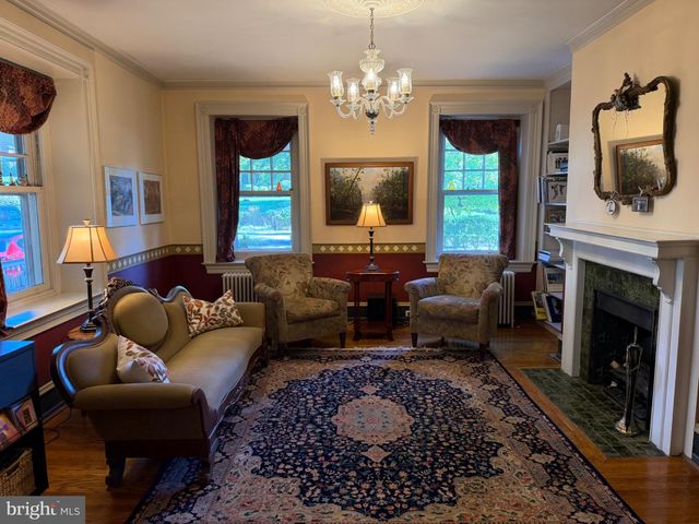 223 SUMMIT AVE, Jenkintown, PA 19046