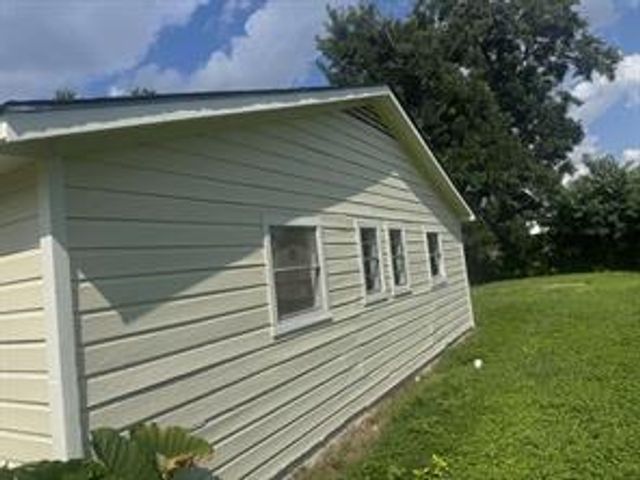 702 E Park Street, Sugar Land, TX 77498