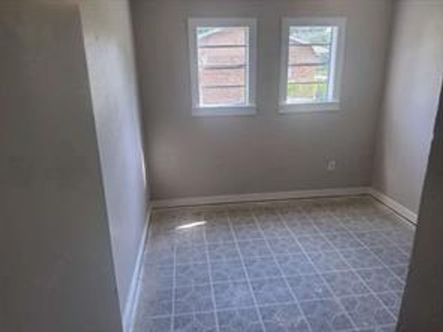 702 E Park Street, Sugar Land, TX 77498