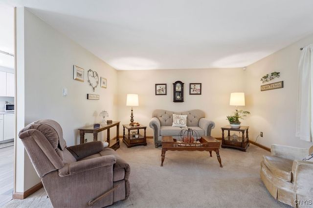 8371 Zenith Drive, Clay, NY 13027