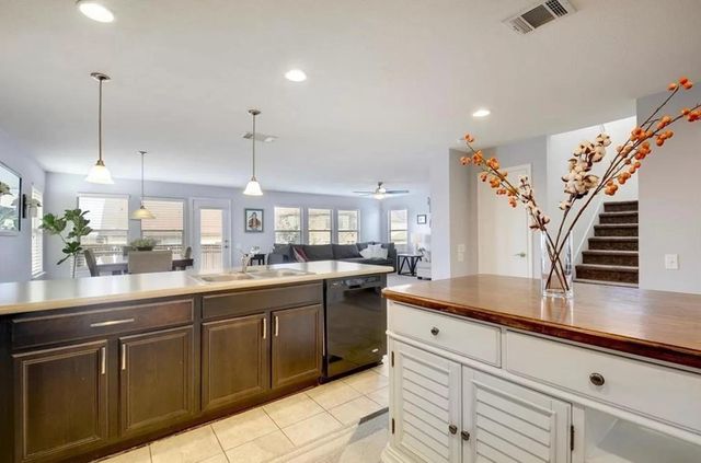 9016 Ridgewell RD, Austin, TX 78747
