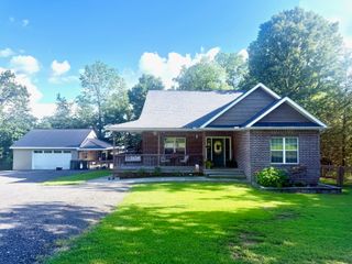 1107 Glendale Drive, Dickson, TN 37055