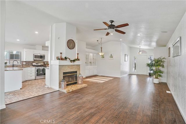 27903 Vista View Drive, Canyon Country, CA 91351