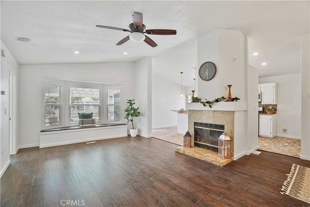 27903 Vista View Drive, Canyon Country, CA 91351