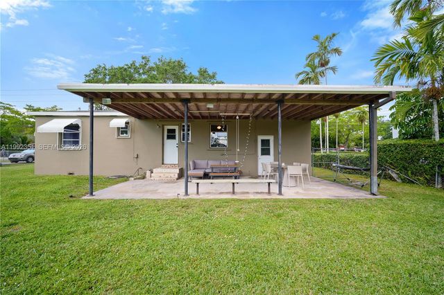 14031 NW 5th Ave, Miami, FL 33168