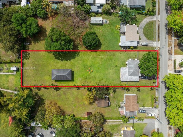 14031 NW 5th Ave, Miami, FL 33168