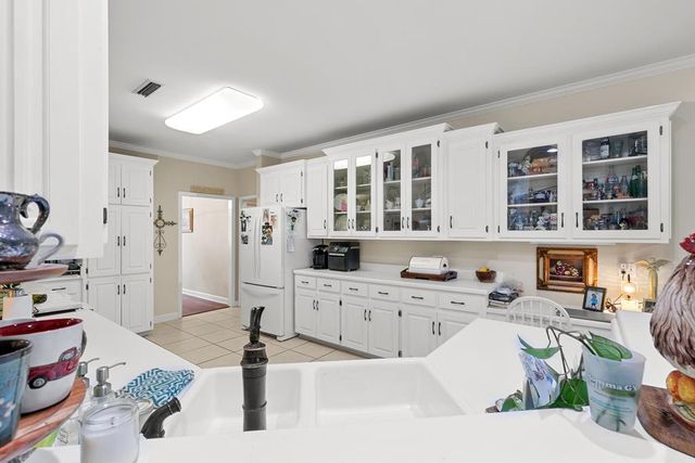 302 Stonegate, Dothan, AL 36305