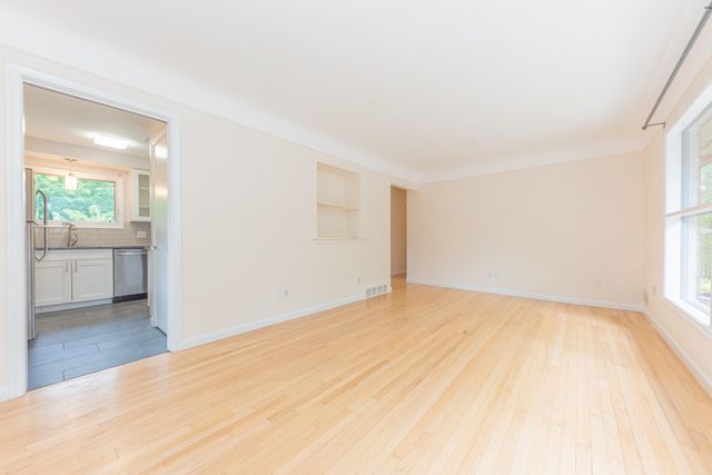 1517 Catalina Drive, Ann Arbor, MI 48103