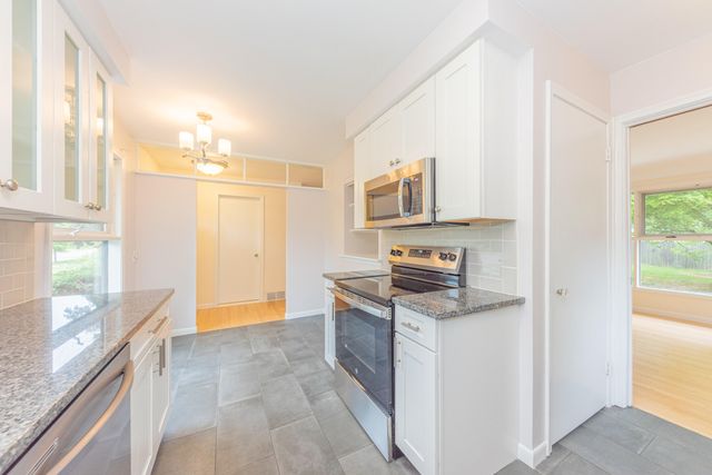 1517 Catalina Drive, Ann Arbor, MI 48103